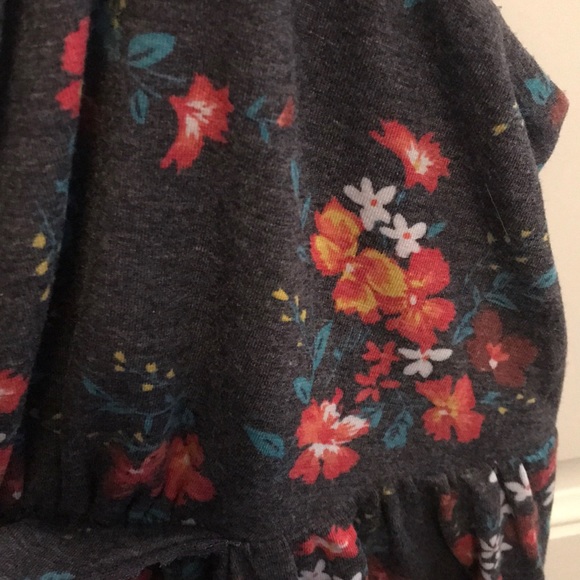 Old Navy Maternity Tank Top - Picture 3 of 4